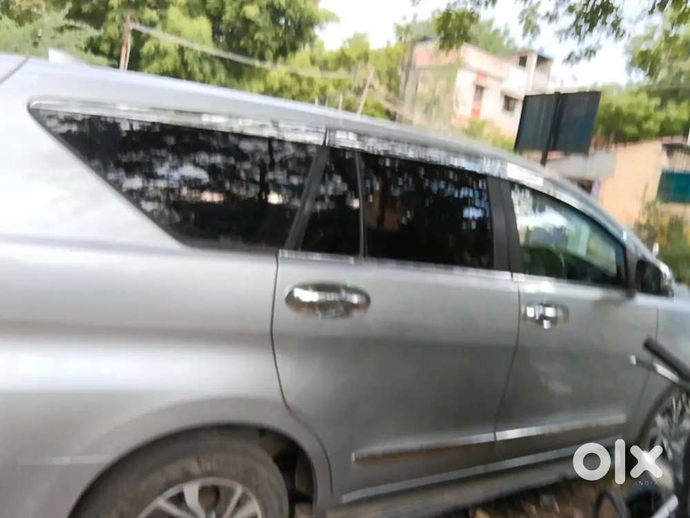 Toyota Innova Crysta Diesel Automatic 2013 Model
