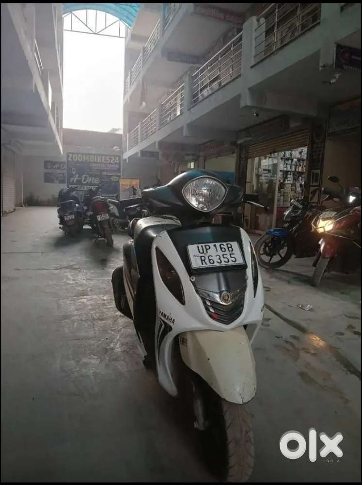 2017 model yamaha Fascino in appropriate condition available