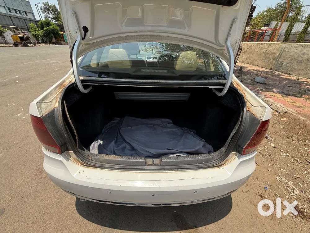 Volkswagen Vento 2015 Highline [ Negotiable ]