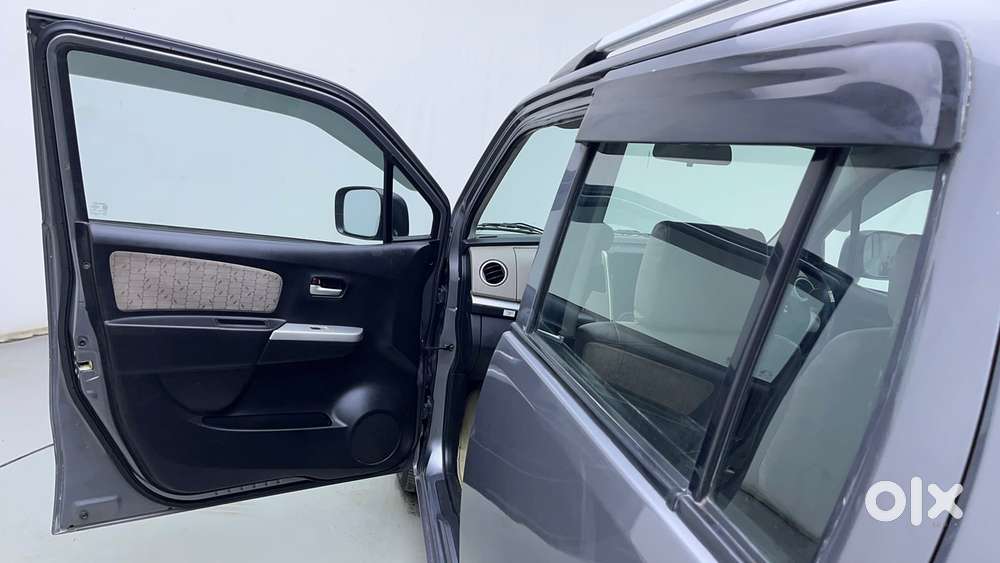 Maruti Suzuki Wagon R 1.0 Vxi Amt, 2016, Petrol
