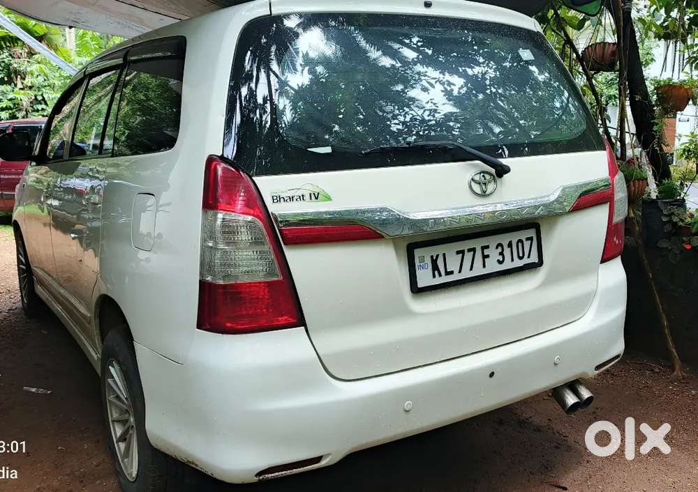 Toyota Innova 2015 Diesel Well Maintained