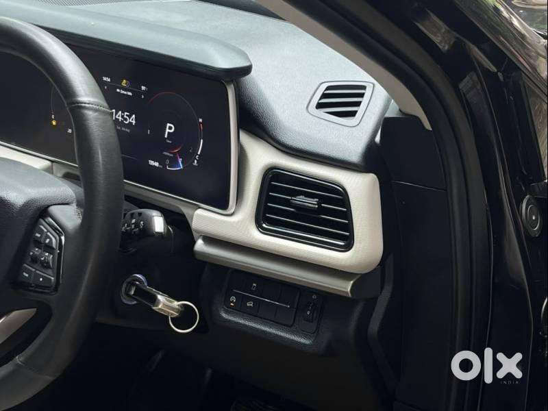 Mahindra Xuv700 2.2 Ax 5 Diesel At 7 Str, 2024, Diesel