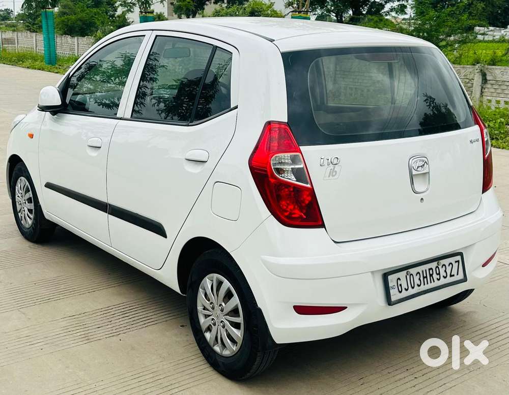 Hyundai I10 Sportz, 2016, Petrol