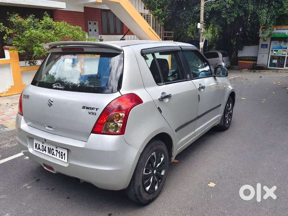 Maruti Suzuki Swift 1.3 Vxi, 2009, Petrol