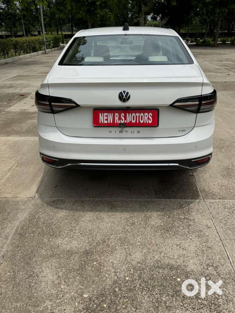 Volkswagen Virtus Highline Plus 1.0 Tsi At, 2024, Petrol