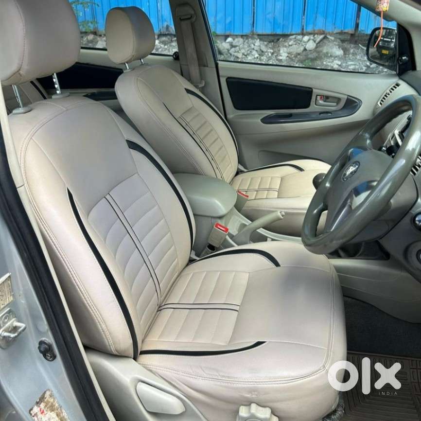 Toyota Innova 2.5 Gx 7 Seater Bs Iv, 2014, Diesel