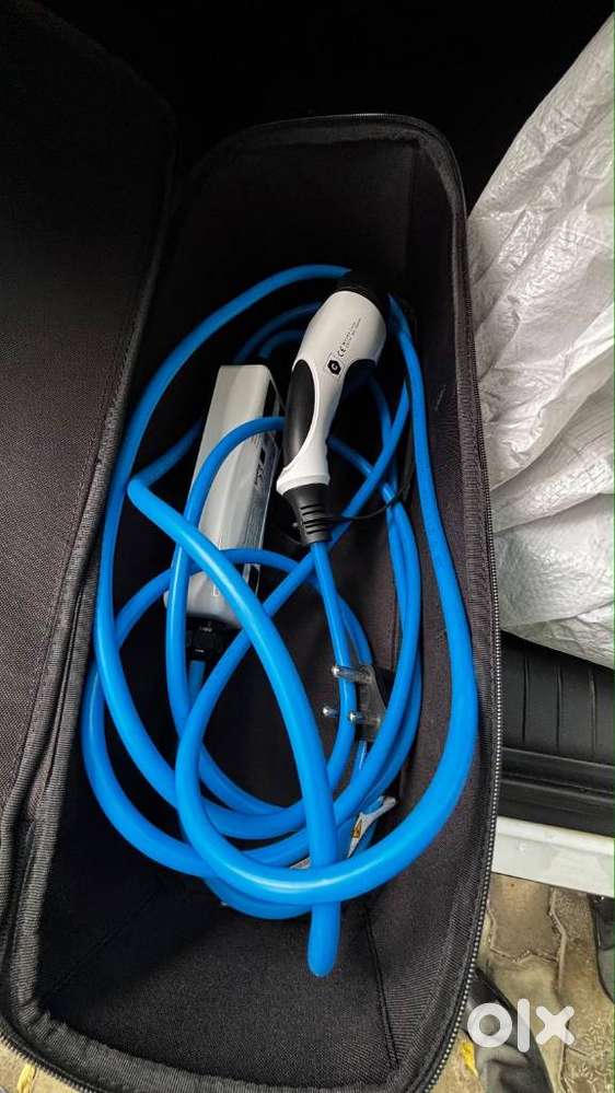 Hyundai Kona Electric Premium Dual Tone, 2023, Electric