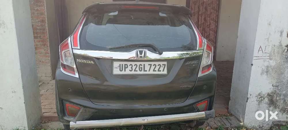 Honda Jazz 2016 Diesel 85000 Km Driven