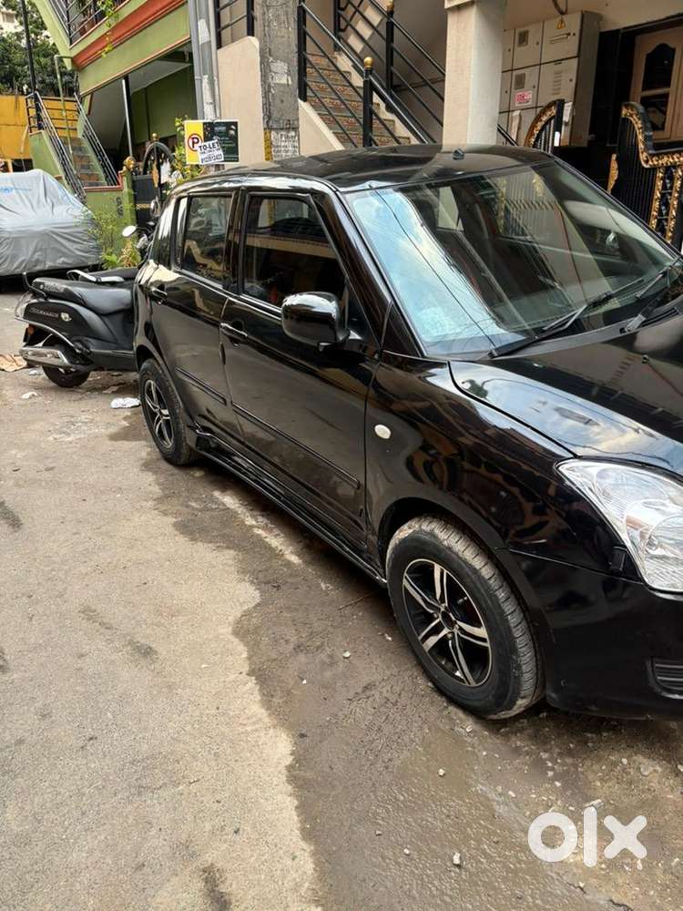 Maruti Suzuki Swift 2007 Diesel 132000 Km Driven