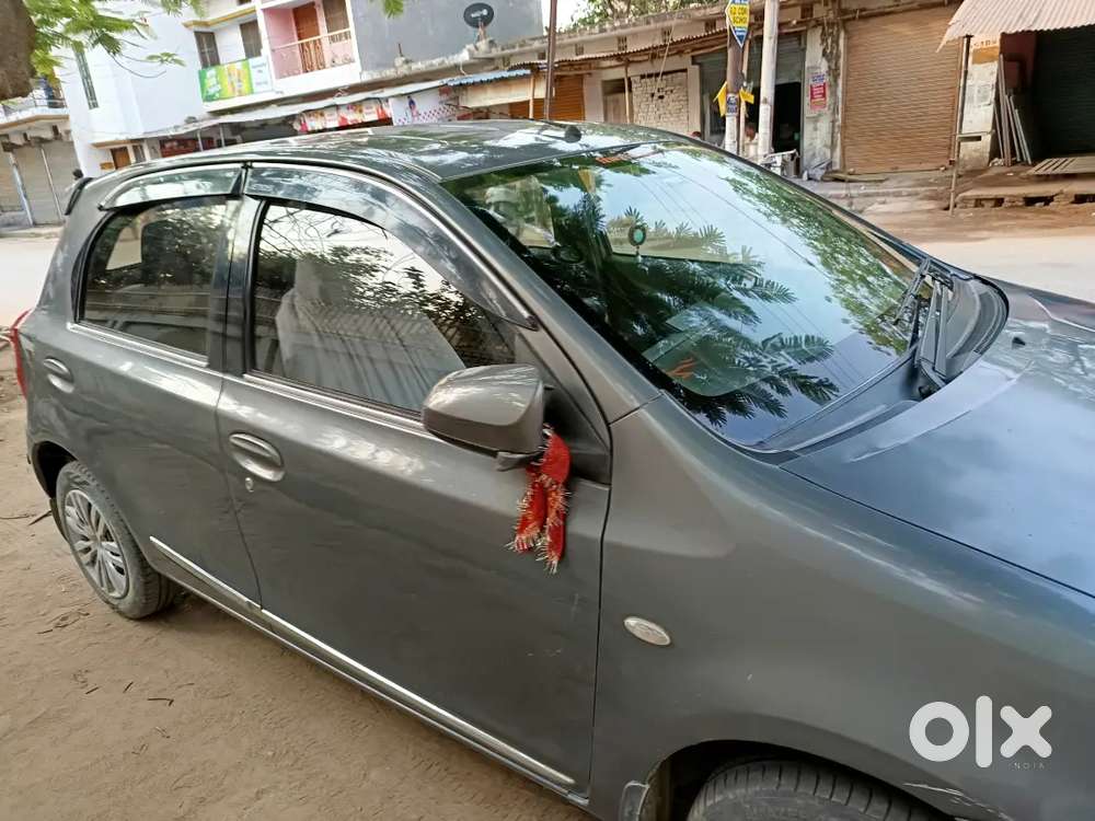 Good Condition, Single Hand Operated, All Five Wheels Are New( March)n