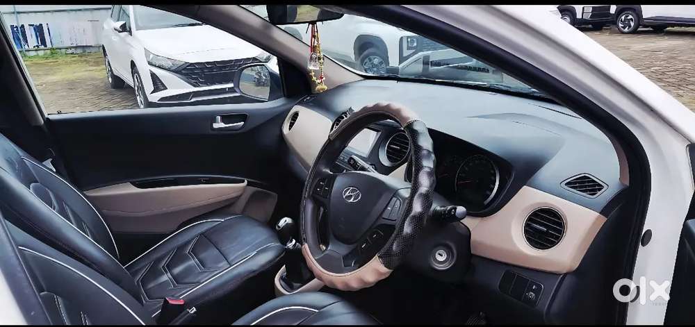 Hyundai Grand I10 Sportz 2017,registration Upto 20.07.32