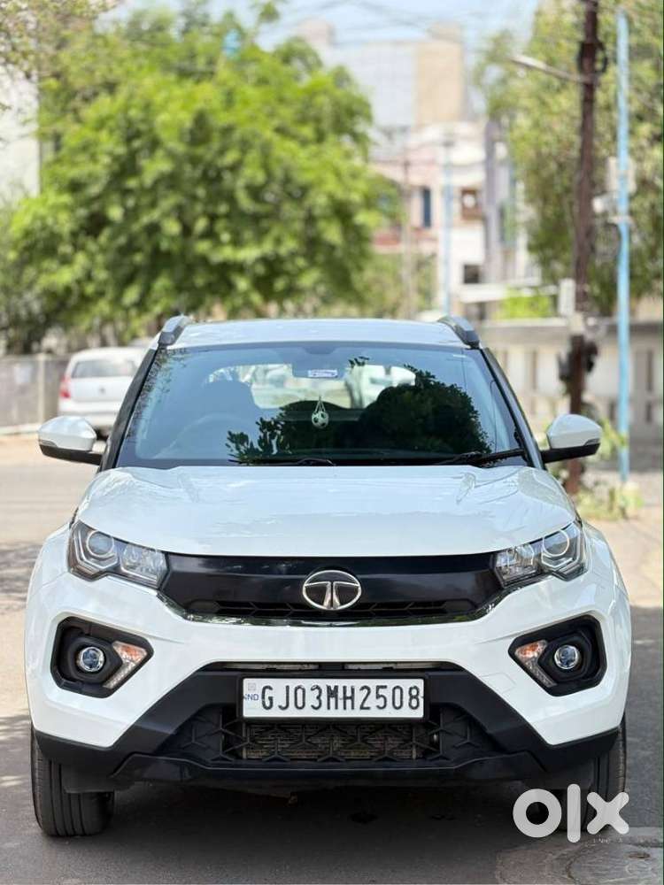 Tata Nexon 1.5 Revotorq Xm (s), 2022, Diesel