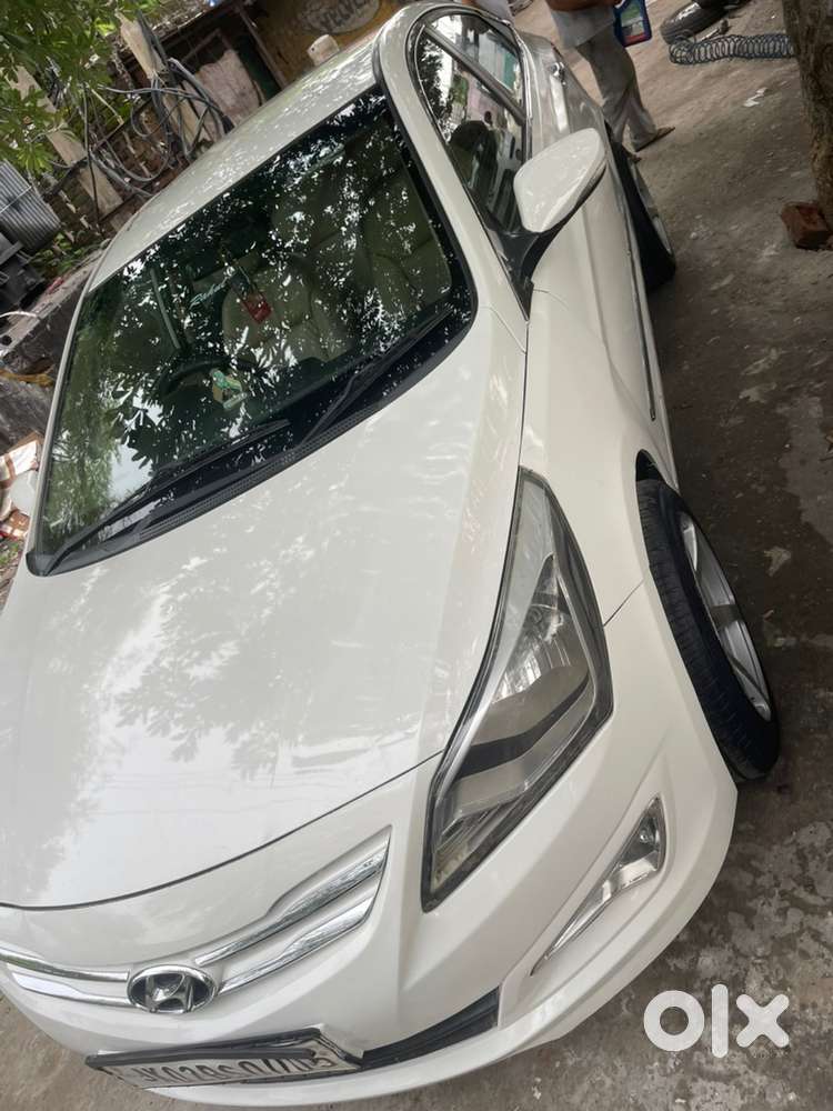 Hyundai Fluidic Verna 2016