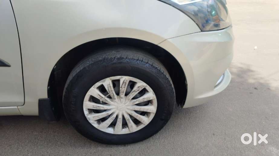 Maruti Suzuki Swift Dzire 1.2 Vxi, 2017, Petrol