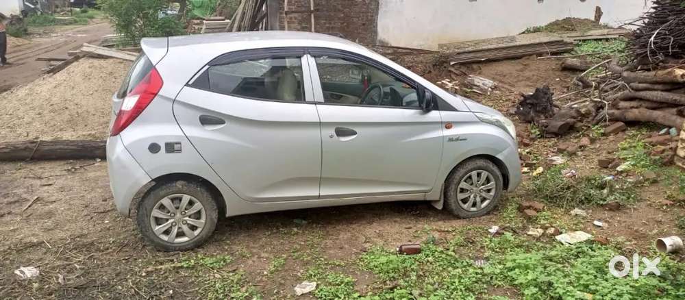 2013 Hyundai Eon Magna + Hybrid