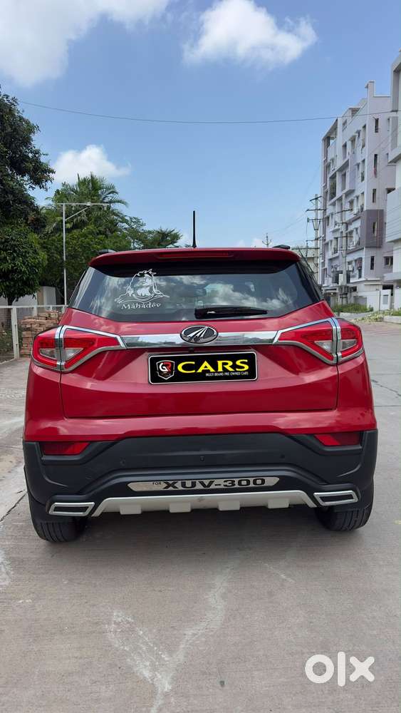 Mahindra Xuv300 W8 Option Diesel, 2021, Diesel