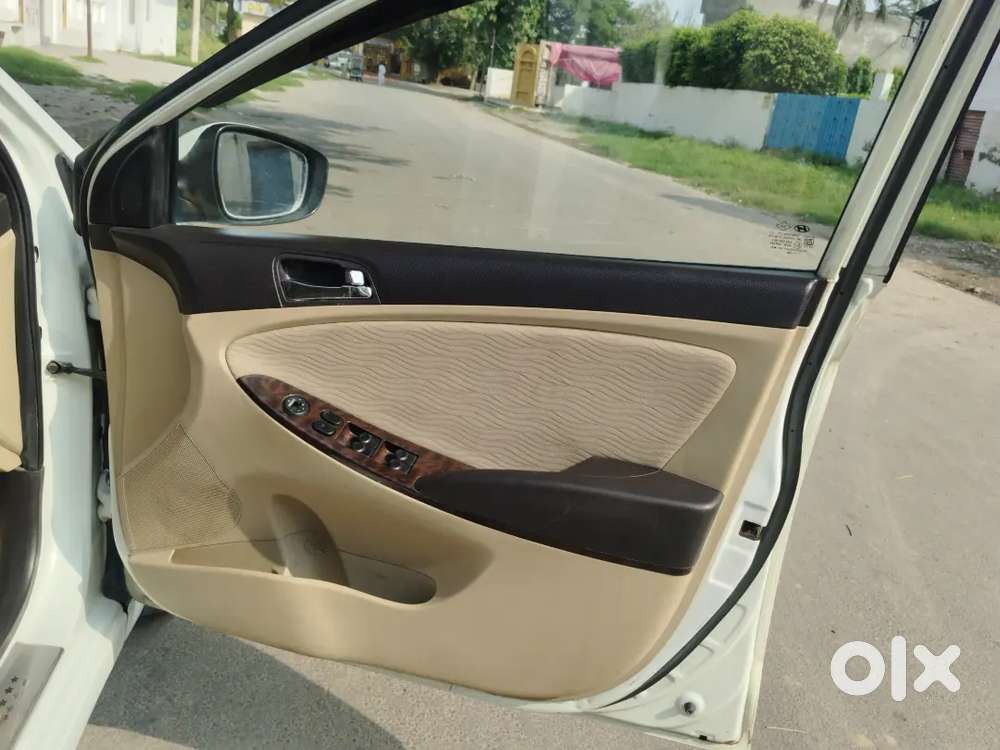 2012 Hyundai Verna Suv Diesel Manual
