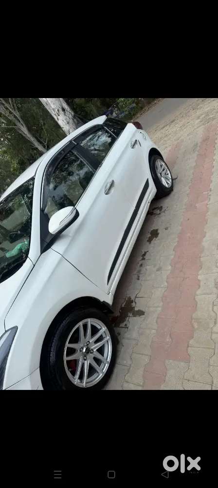 Hyundai I20 2018 Petrol 98000 Km Driven