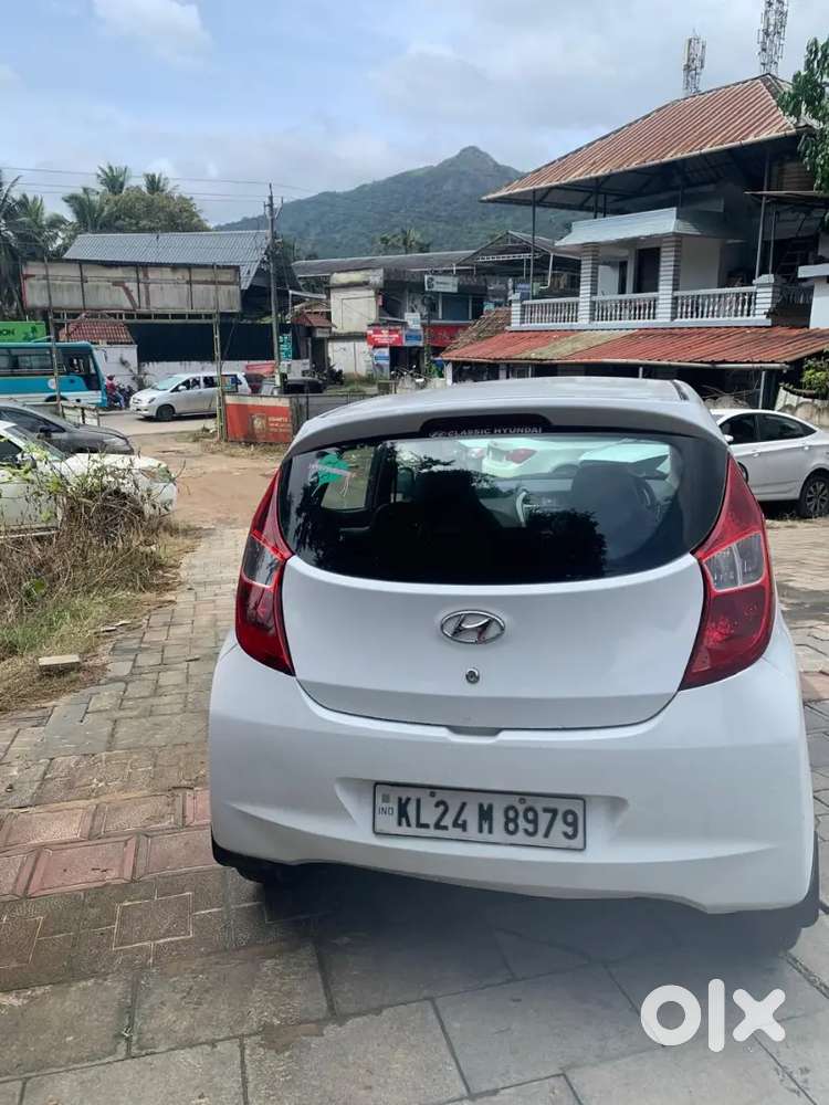 Hyundai Eon 2017 Petrol 42000 Km Driven