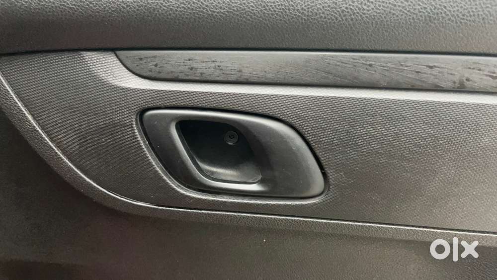 Renault Kwid 1.0 Rxt Amt Opt, 2018, Petrol