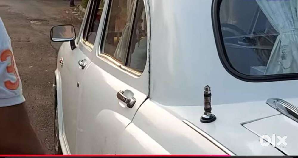 Conic Ambassador Grand Vip Car 2000 Dsz – 2014 Model For Sale.