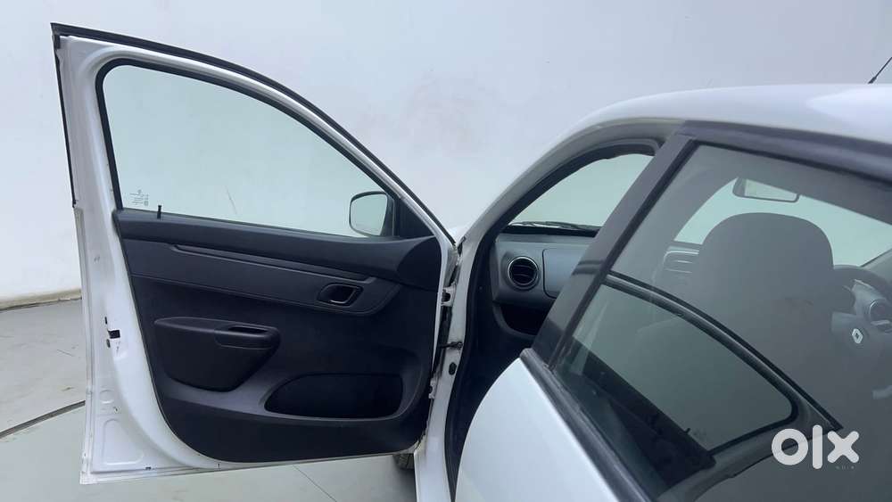 Renault Kwid 2019-ongoing 1.0 Rxt Amt (o), 2017, Petrol