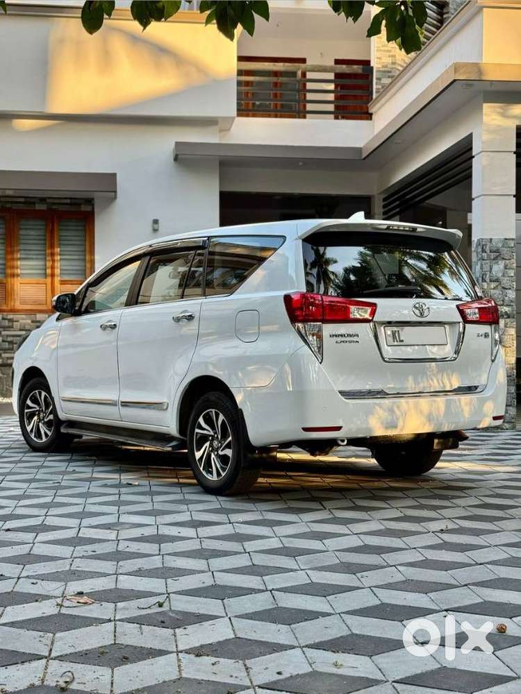 Toyota Innova Crysta 2.4 Gx Mt, 2021, Diesel