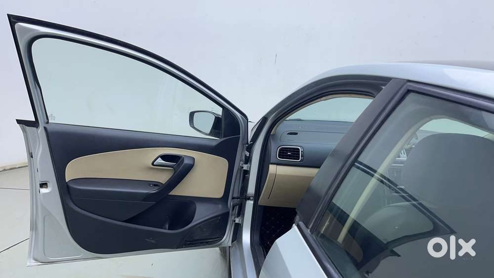 Volkswagen Ameo 1.2 Mpi Highline 16 Alloy, 2016, Petrol