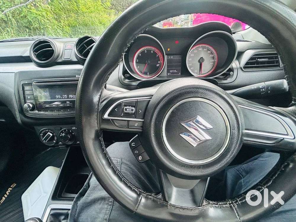 Maruti Suzuki Swift Vxi + Manual, 2020, Petrol