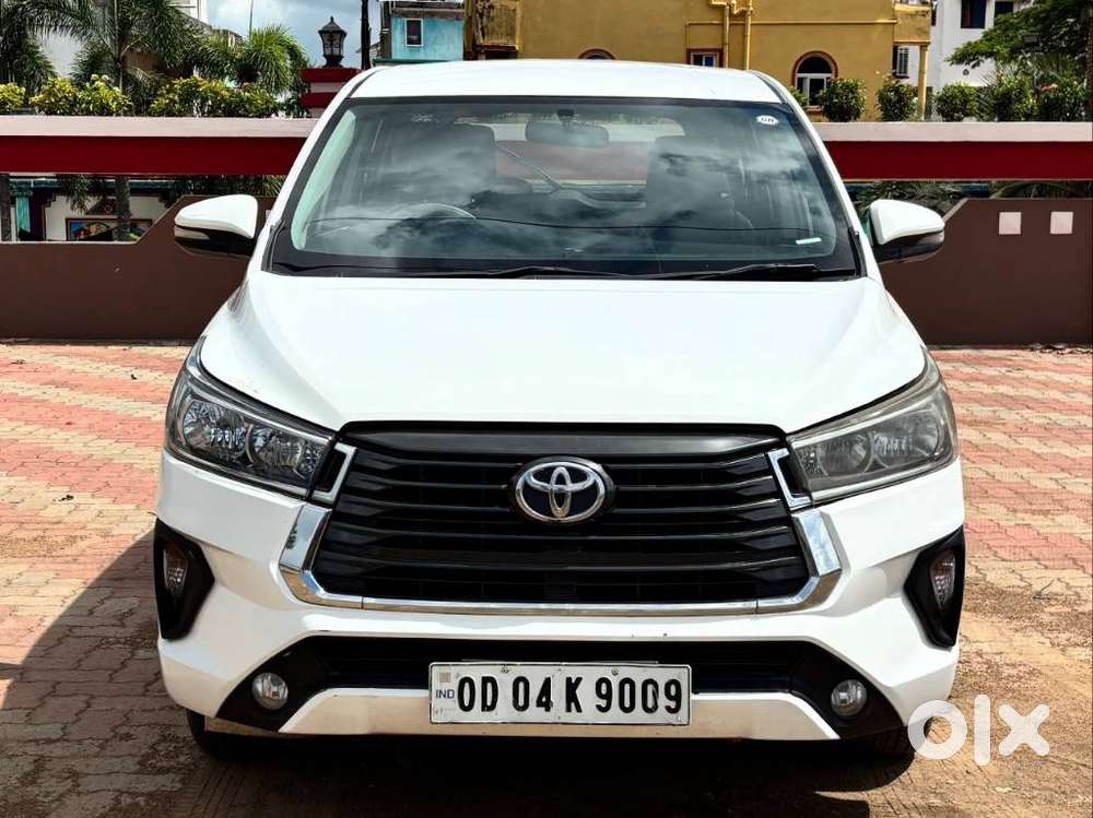 Toyota Innova Crysta G 7 Str, 2017
