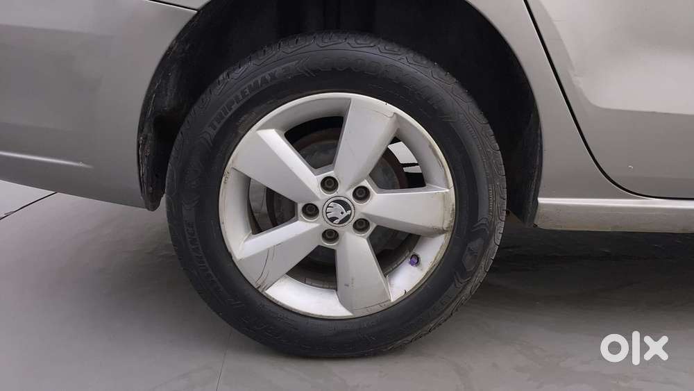 Skoda Rapid 1.5 Tdi At Style Plus, 2016, Diesel