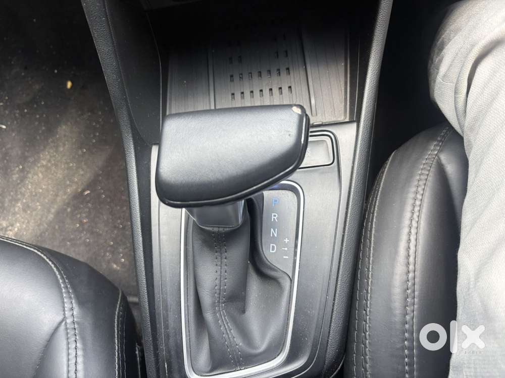 Hyundai Verna 1.5 Sx Ivt, 2023, Petrol