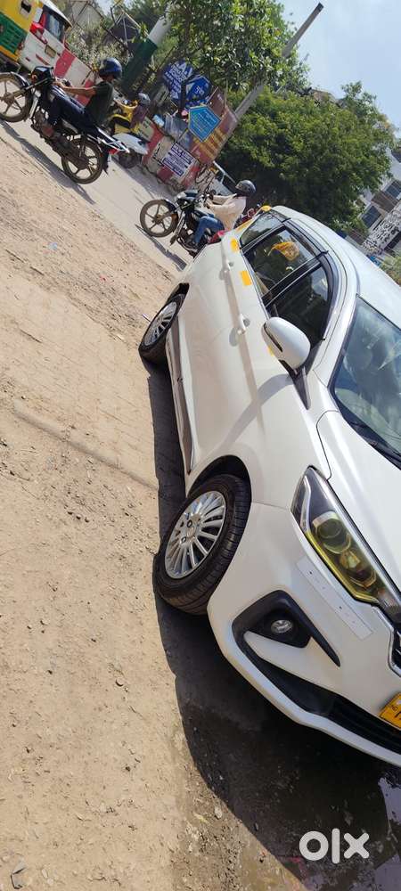 Maruti Suzuki Ertiga Vxi Cng, 2022, Cng & Hybrids