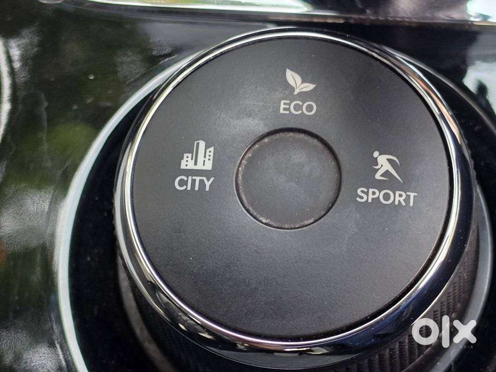 Tata Nexon 1.2 Revotron Xz Plus (s), 2023, Petrol