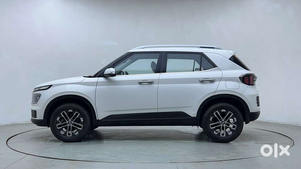 Hyundai Venue Sx (o) Mt 1.0 Turbo, 2024, Petrol