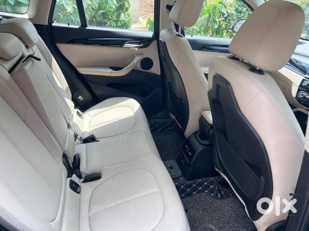 Bmw X1 Car