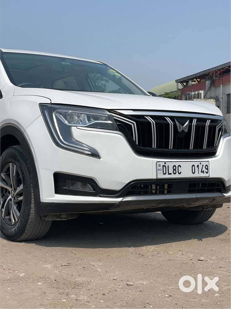 Mahindra Xuv700 2.0 Ax 5 Petrol Mt Str, 2022, Petrol