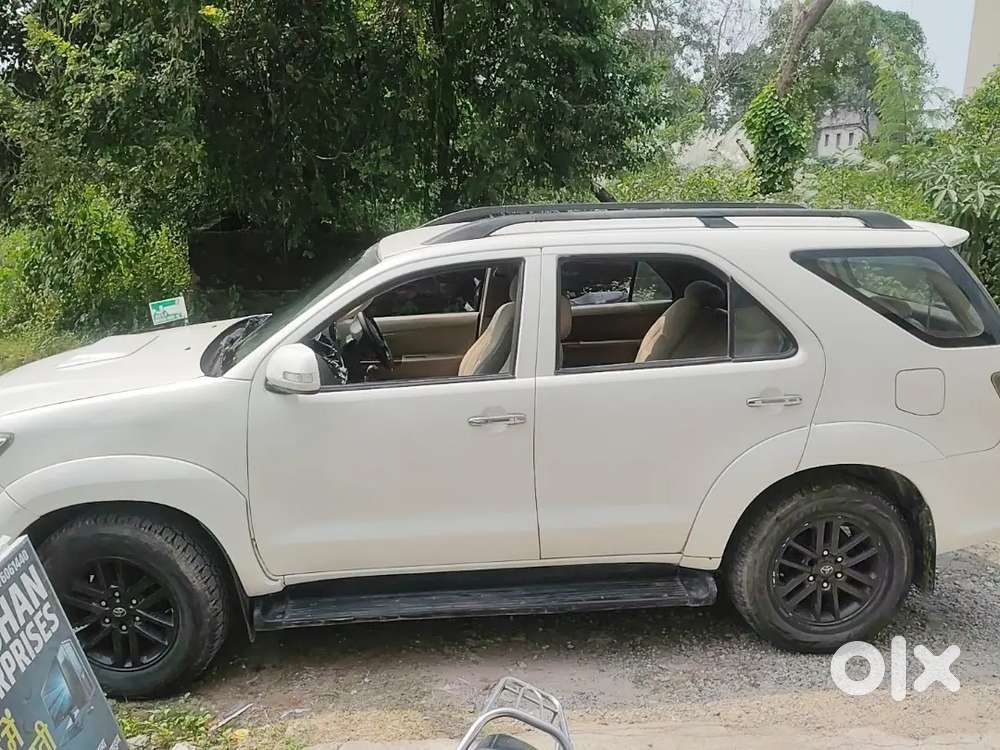 Toyota Fortuner Diesel Manual 2nd 2011