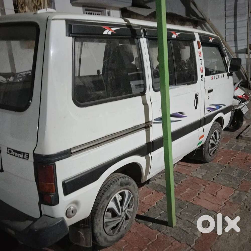 Maruti Suzuki Omni 2013