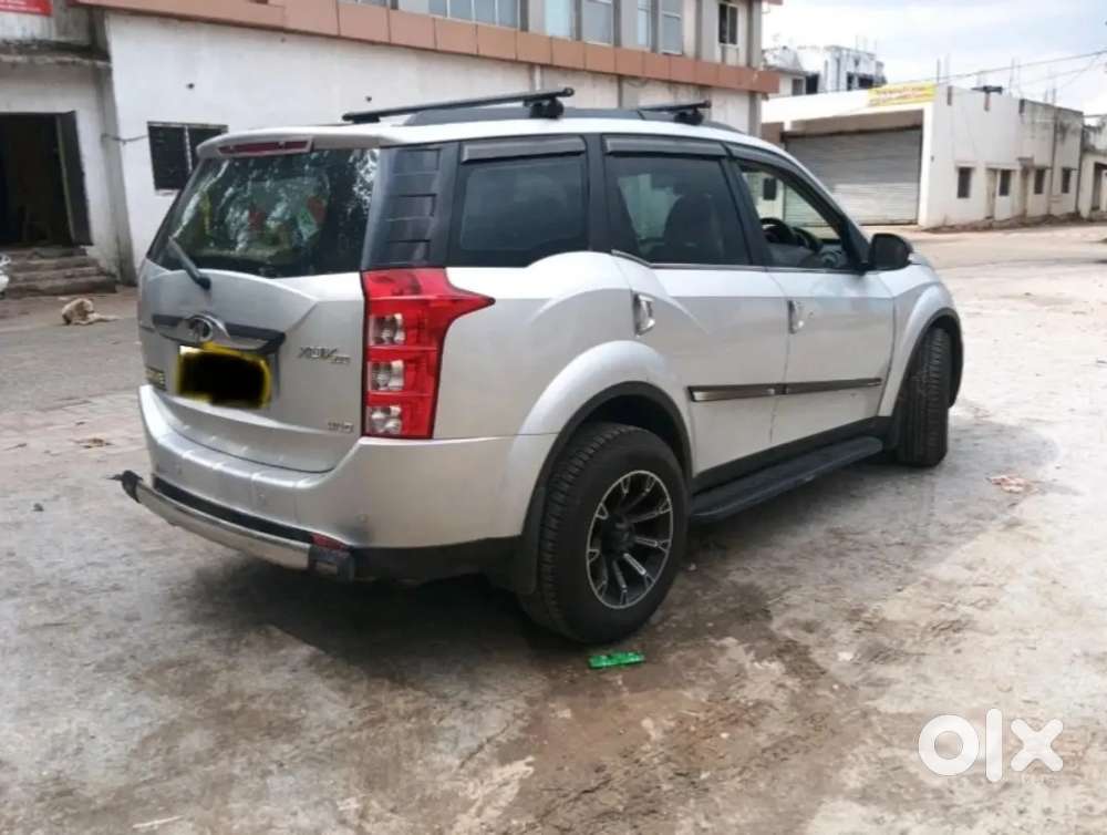 Mahindra Xuv500 2017 Diesel 57000 Km Driven