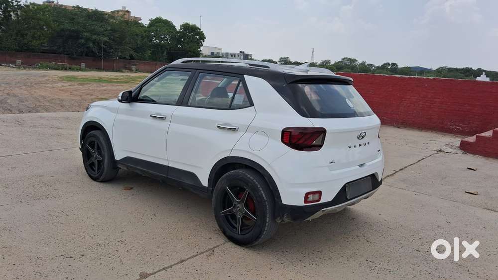 Hyundai Venue Sx Turbo, 2019, Petrol