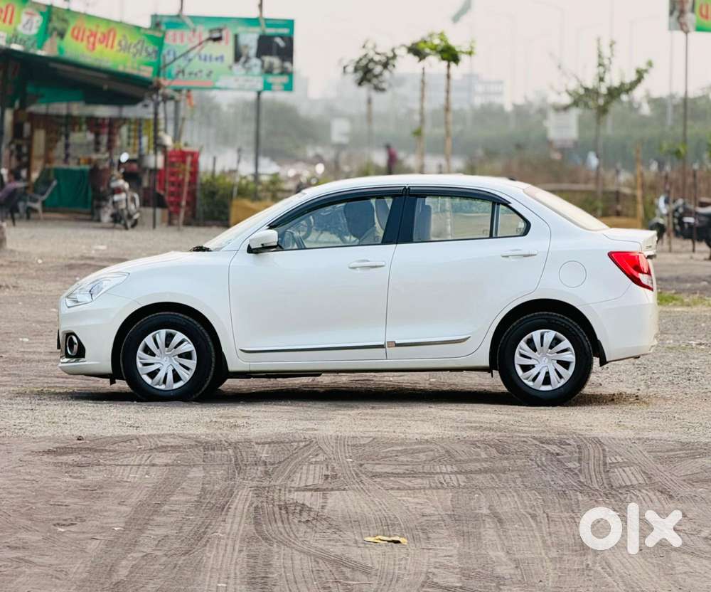 Maruti Suzuki Swift Dzire 1.3 Vxi, 2021, Petrol