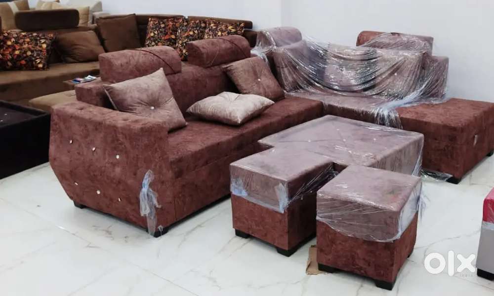 New L shape sofa 5+2 seater in dwarka sec 23 Beds & Wardrobes