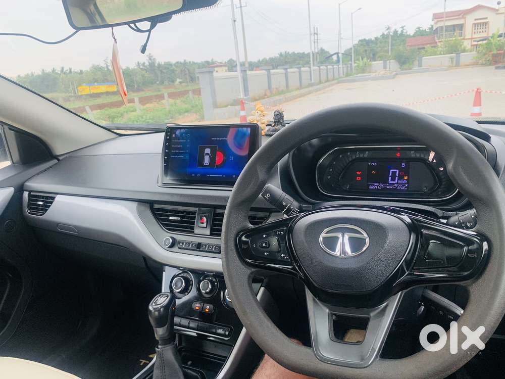Tata Nexon 1.2 Revotron Xm (s), 2022, Petrol