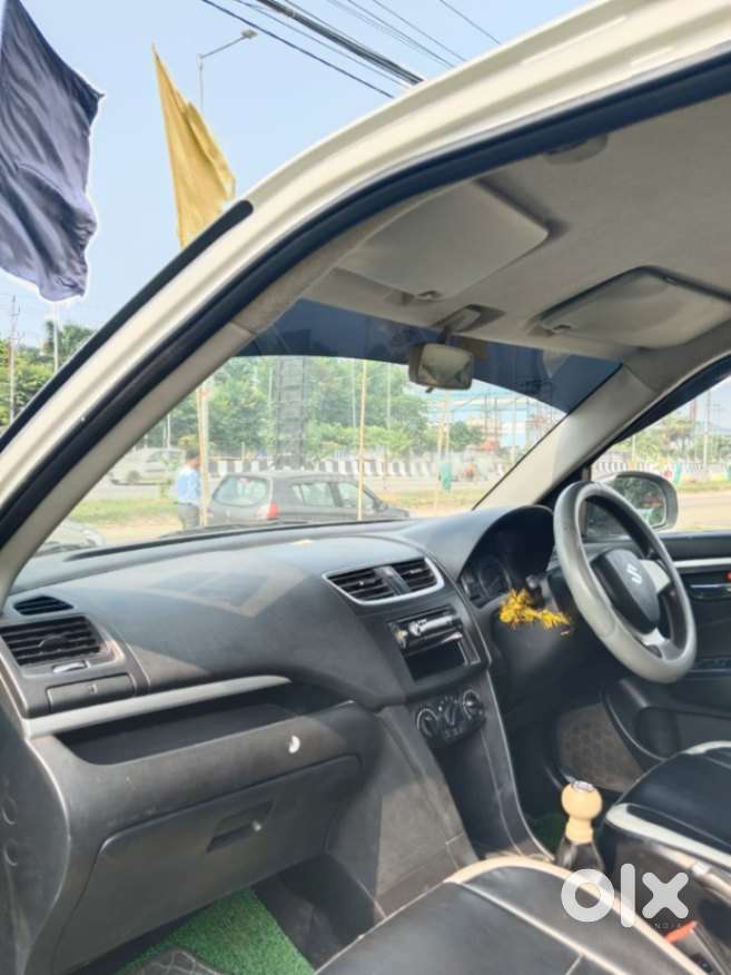 Maruti Suzuki Swift Vxi, 2014, Petrol
