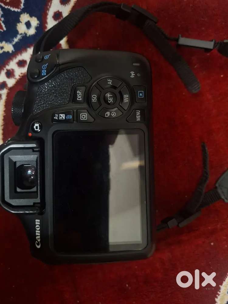 Canon eos1300d