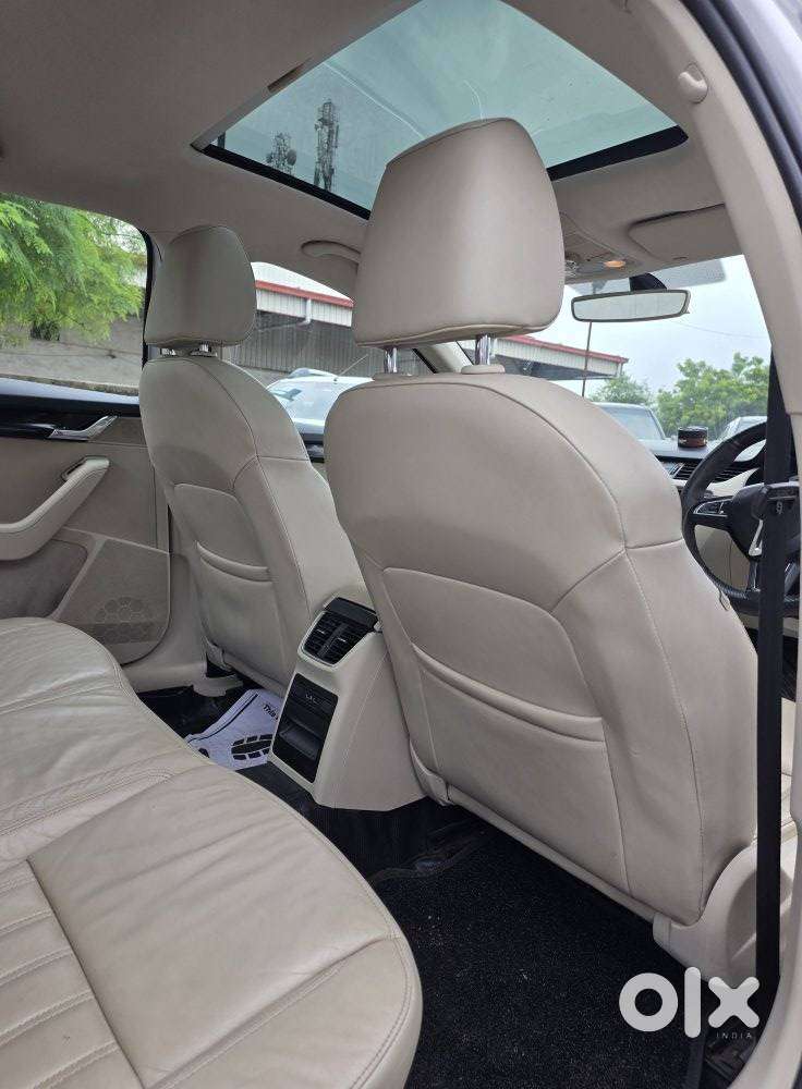 Skoda Octavia 1.8 Tsi Style Plus At, 2018, Petrol