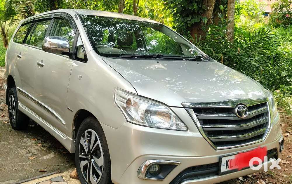 Toyota Innova 2012 G4