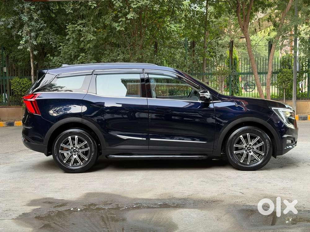 Mahindra Xuv700 Ax7 Luxury Pack Awd, 2025, Petrol