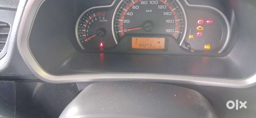 Maruti Suzuki Alto K10 Vxi Amt, 2015